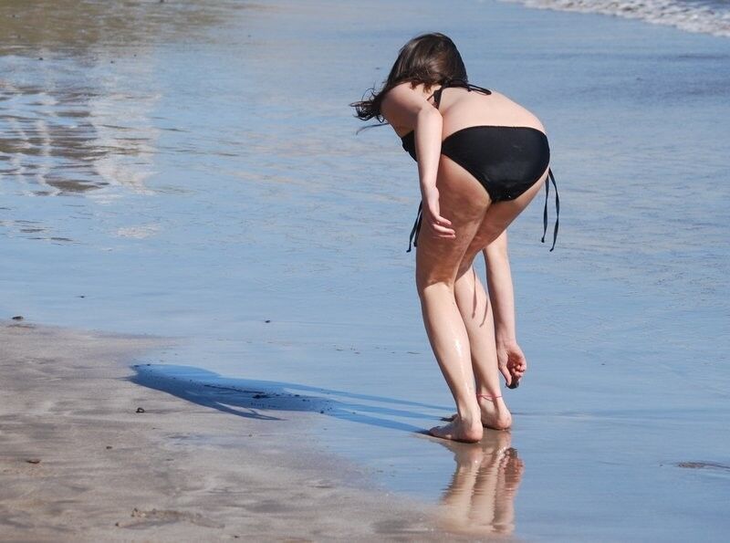 Free porn pics of teen slut Brunette On The Beach 20 of 26 pics