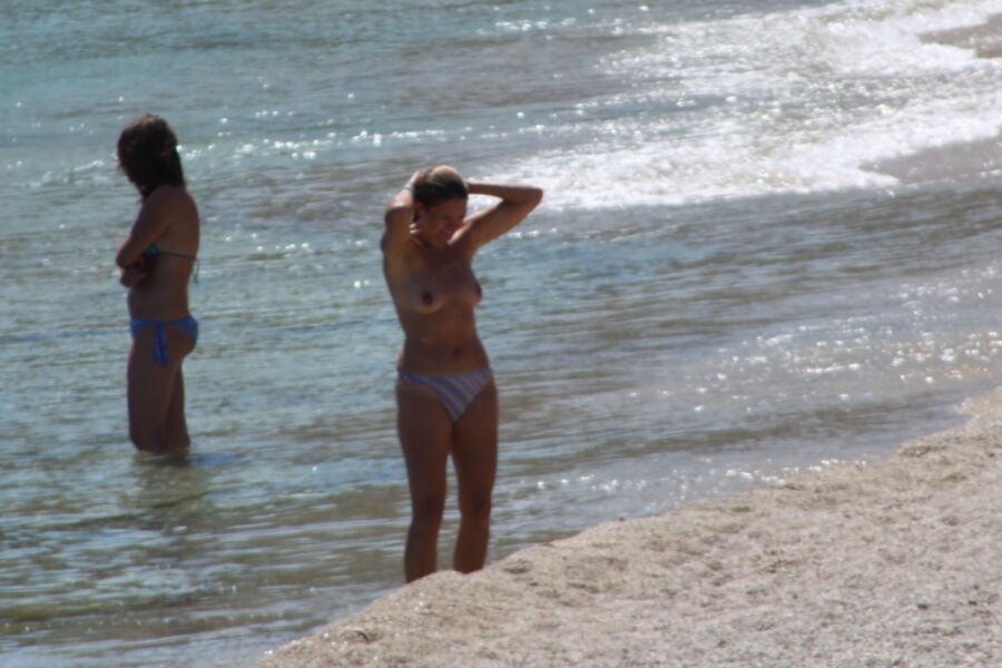Free porn pics of Babe I caught topless in Kalafatis beach, Mykonos 6 of 10 pics
