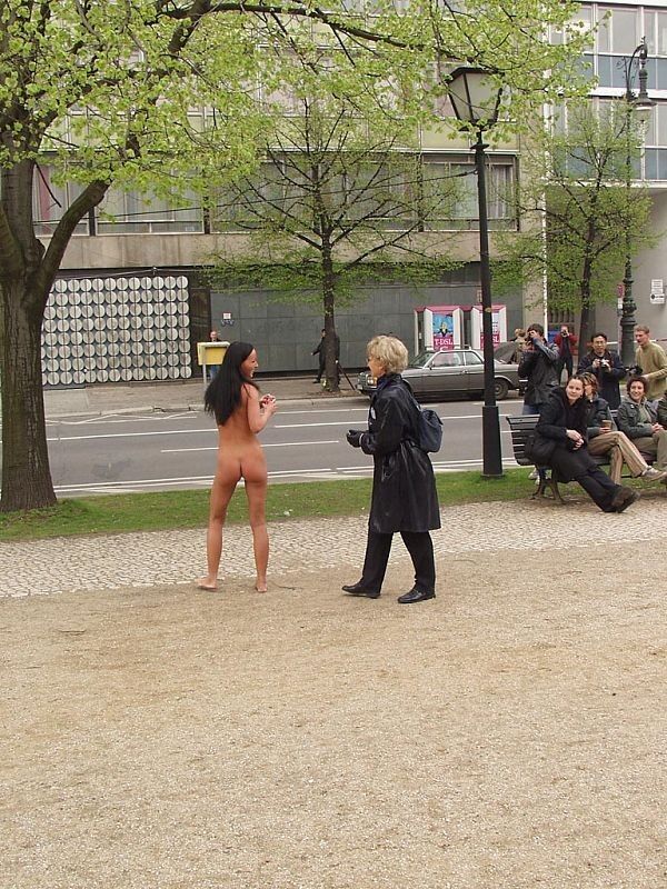 Free porn pics of jill nude in public 22 of 250 pics