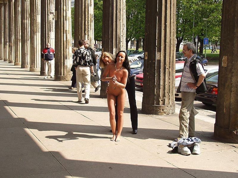 Free porn pics of jill nude in public 8 of 250 pics