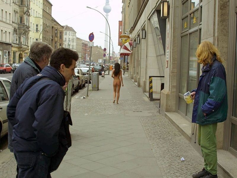Free porn pics of jill nude in public 2 of 250 pics