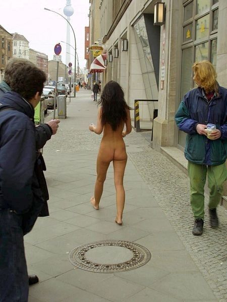 Free porn pics of jill nude in public 24 of 250 pics