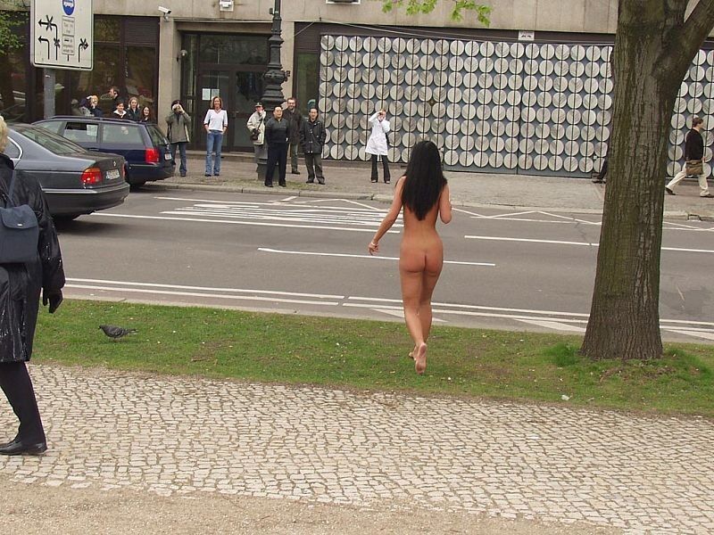 Free porn pics of jill nude in public 23 of 250 pics