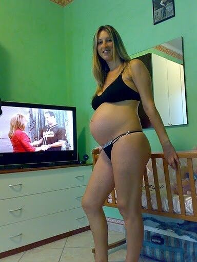 Free porn pics of Hot pregnant mothers to be  12 of 21 pics