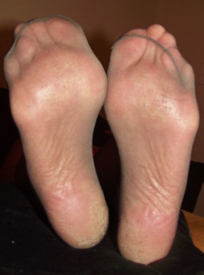 More Wife Smelly Nylon Soles Mature Porn Photo