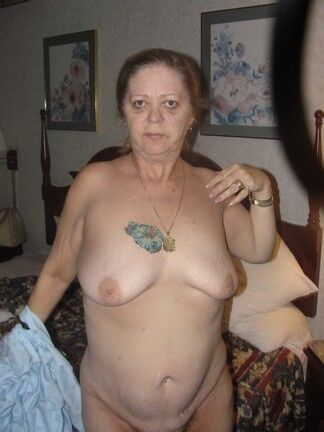 Free porn pics of Slutty Virginian wife Pat Annis 11 of 17 pics