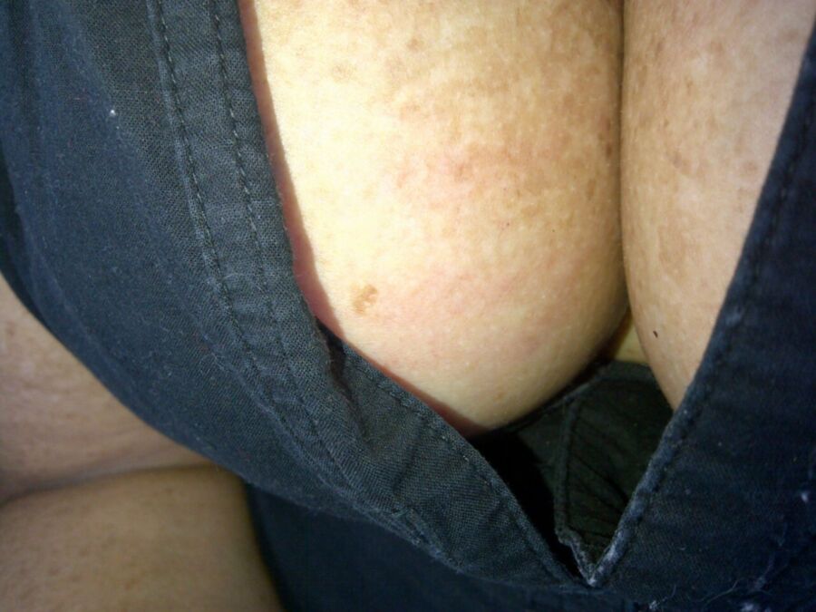 Free porn pics of Colly sent me more dirty pics of herself, some are BAD ! 2 of 29 pics