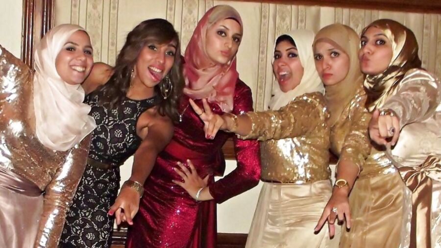 Jew Sluts V Modest Arab Ladies 21 of 21 pics