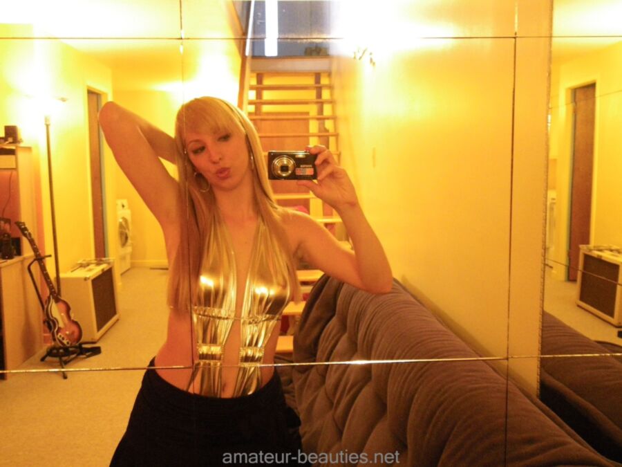 Free porn pics of busty blonde takes selfshots 14 of 69 pics