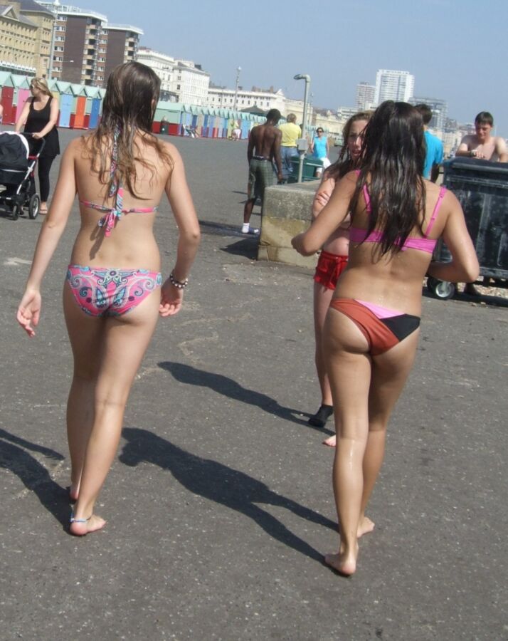 Free porn pics of two slut teen in Bikini  23 of 30 pics