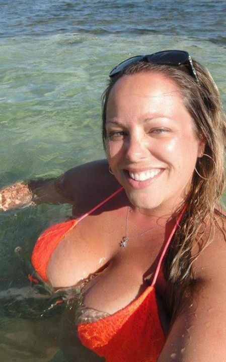 Free porn pics of BUSTY MILF 9 of 42 pics
