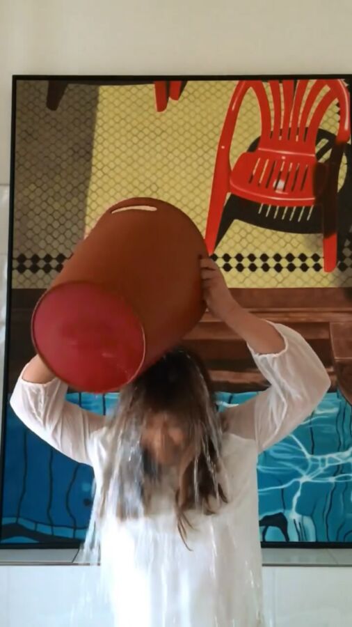 Free porn pics of German Celebrity/ Simone Thomala - Ice Bucket Challenge  2 of 5 pics