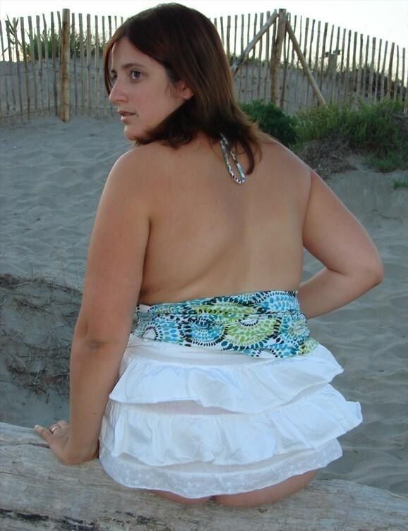 Free porn pics of Busty Beach Girl 8 of 46 pics