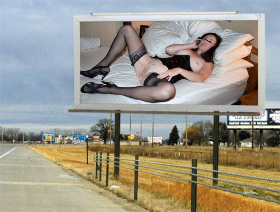Free porn pics of Mrs EXPOSED as seen from the highway 5 of 5 pics