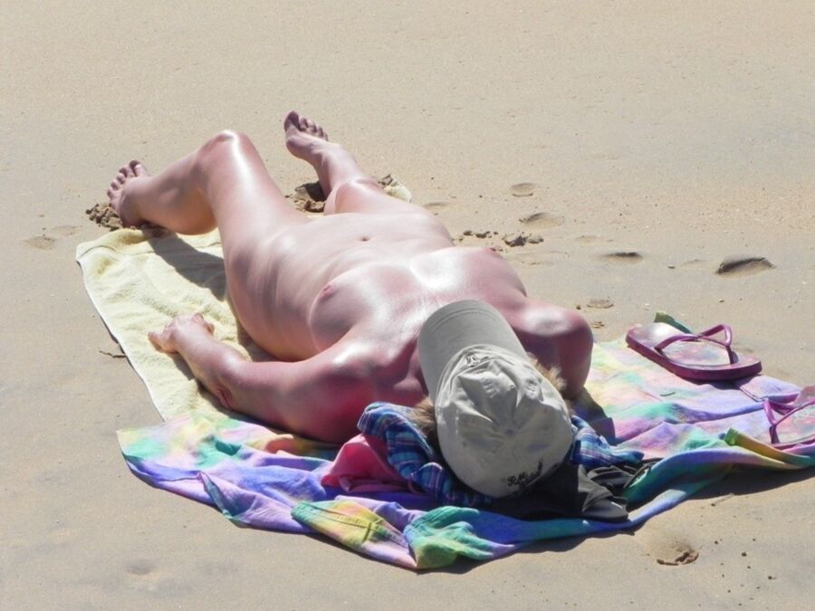 Free porn pics of Wife naked on the beach 3 of 13 pics