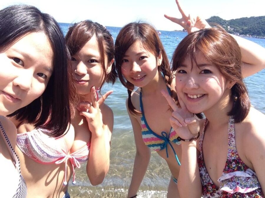 Free porn pics of Japanese Bikini Teens  7 of 27 pics