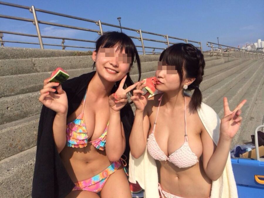 Free porn pics of Japanese Bikini Teens  24 of 27 pics
